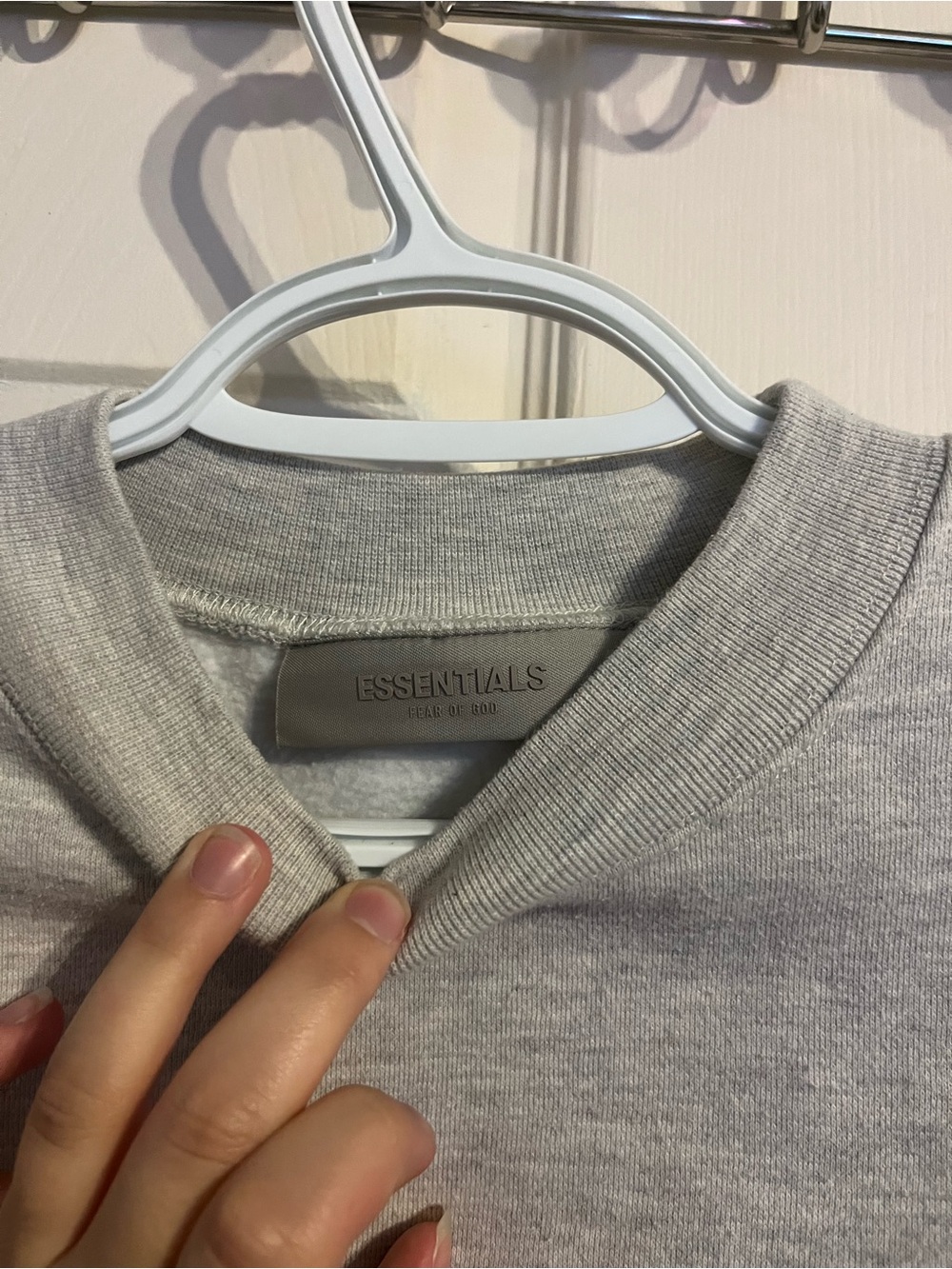 Light gray Essentials crew neck - Picture 3 of 3